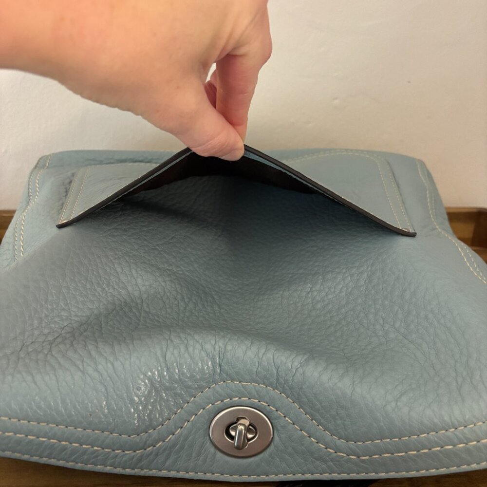 Coach Chelsea Turn Lock Light Teal Blue Green Pebbled Leather Brown Handled Hobo - Picture 6 of 9